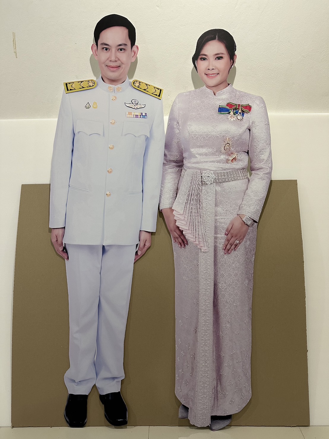 สแตนดี้บ่าวสาว (Standy , Standee) สแตนดี้บ่าวสาว (Standy , Standee)